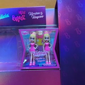 Mini Bratz Tweevils Kirstee and Kaycee with original box